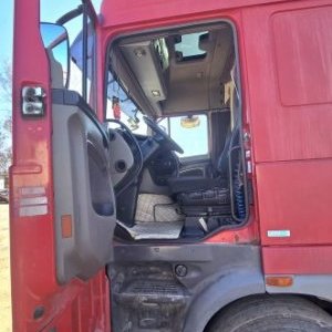 foto 6x4 hydr. 61t DAF XF105.460 manual tahač