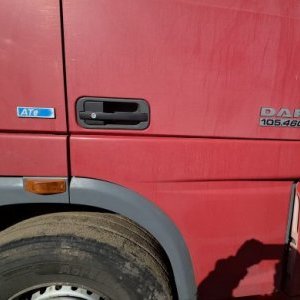 foto 6x4 hydr. 61t DAF XF105.460 manual tahač