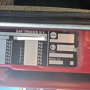 foto 6x4 hydr. 61t DAF XF105.460 manual tahač